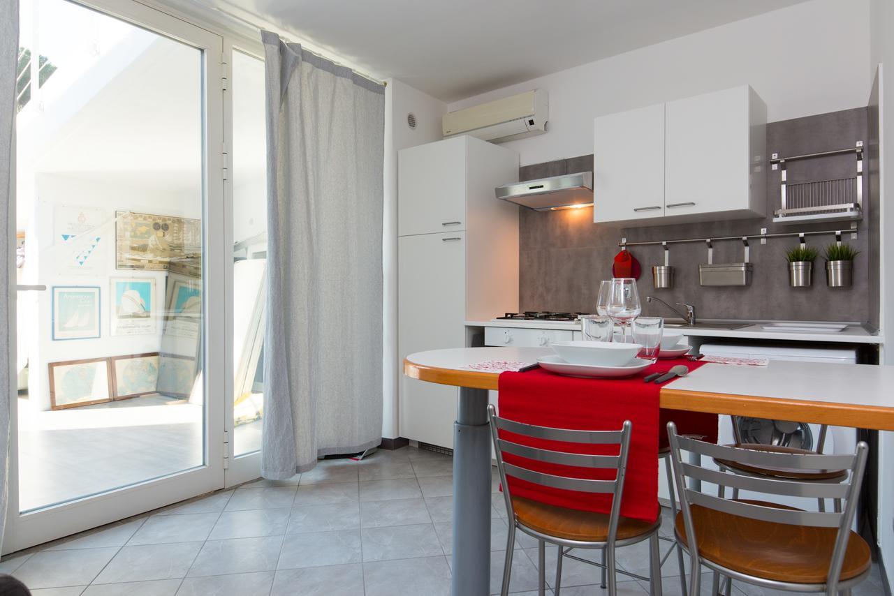 רומא Niclas Luxury Apartments מראה חיצוני תמונה
